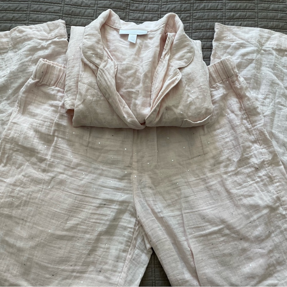 The white company pajama set in blush with metallic stars.  Never worn!
